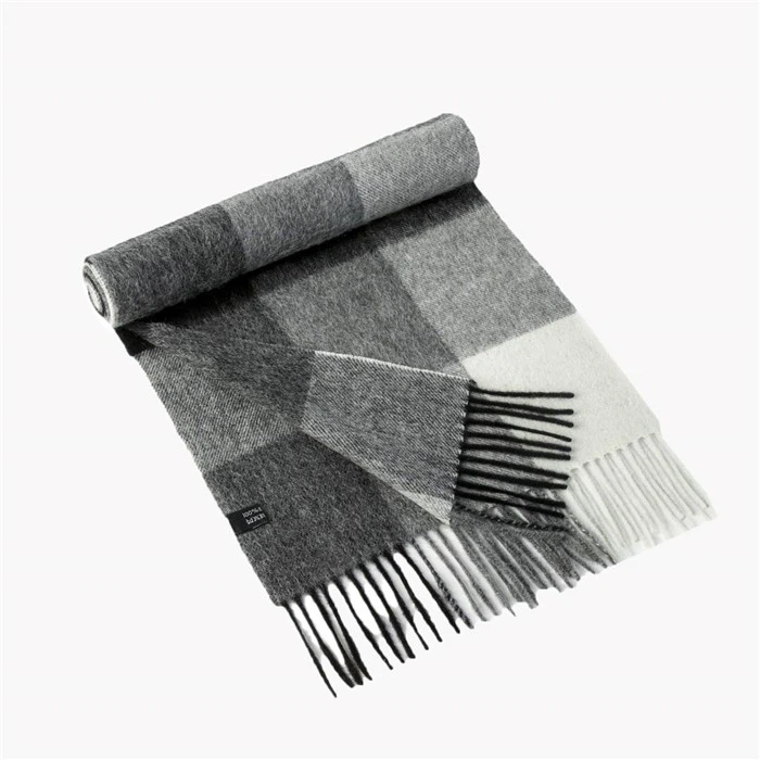 Long Tassels Scarf Long Tassels Scarf