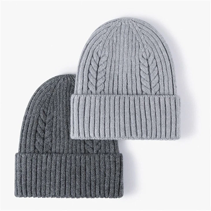 Unisex Solid Color Domed Twist Knitted Hat